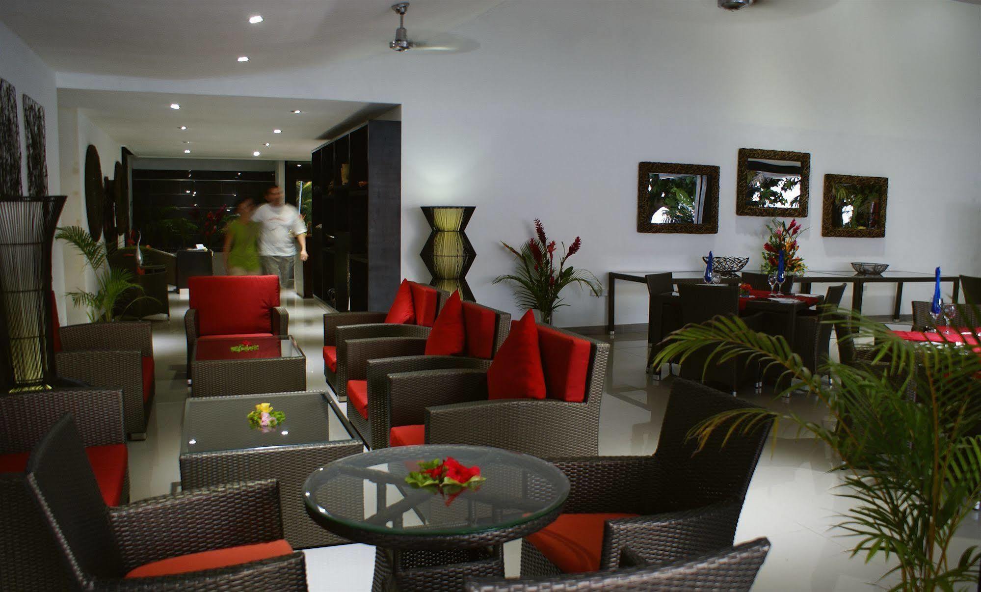 Garden Island Resort Waiyevo Exterior photo